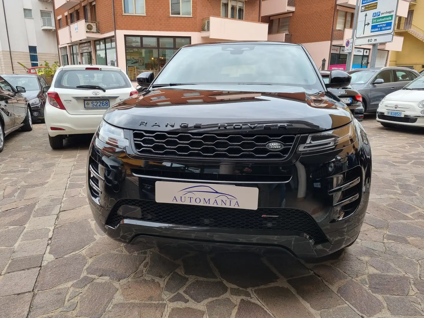 Land Rover Range Rover Evoque Rover Evoque 2.0d i4 mhev R-Dynamic SE awd 204cv Nero - 2