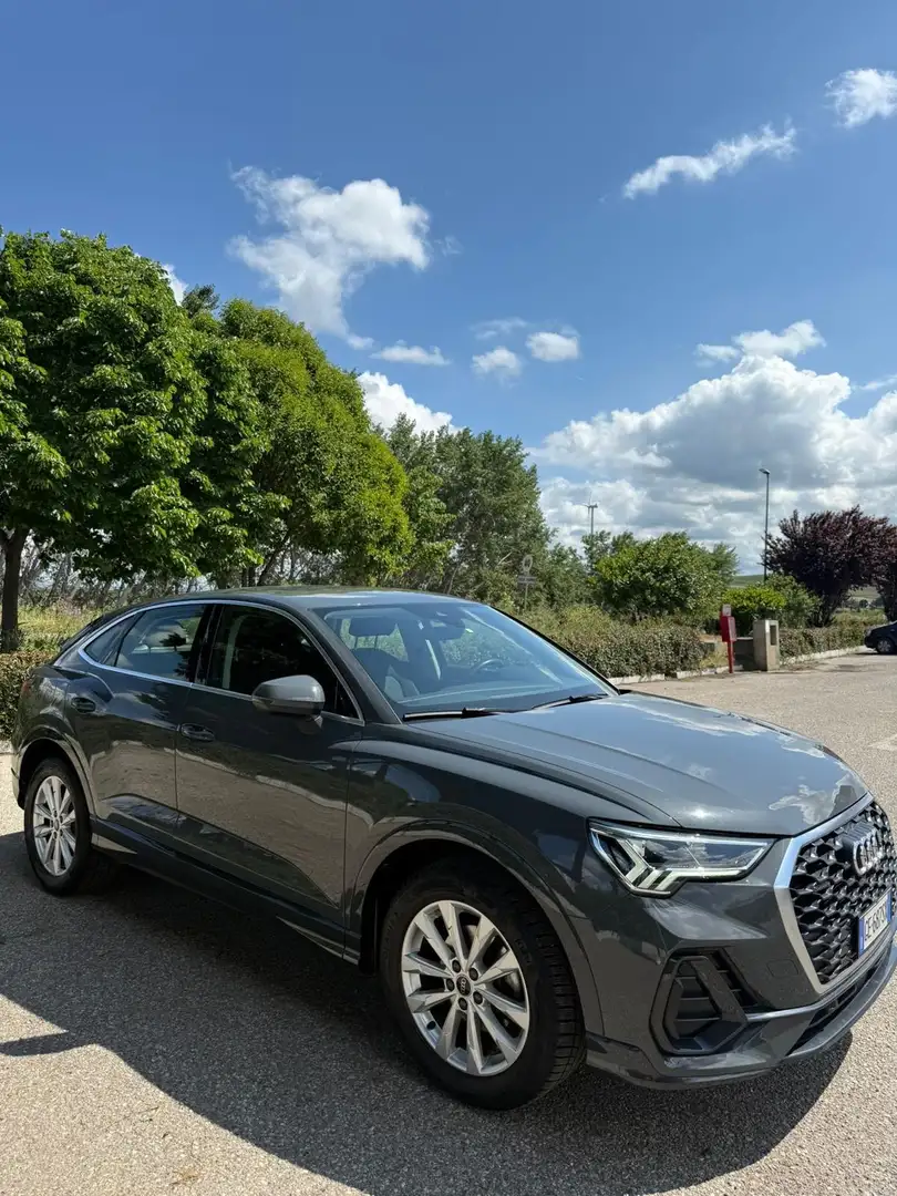 Audi Q3 Sportback 35 2.0 tdi Business Plus quattro s-troni Grigio - 2