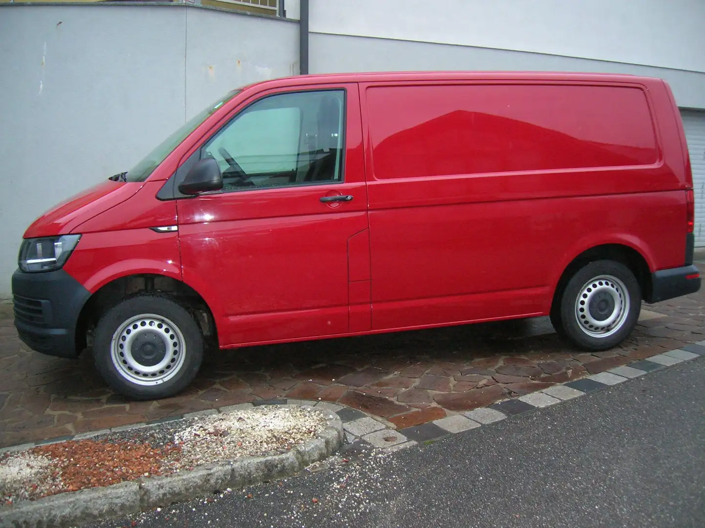 Volkswagen T6 Transporter Kasten, Parksensoren, Sitzheizung,Tempomat Rot - 2