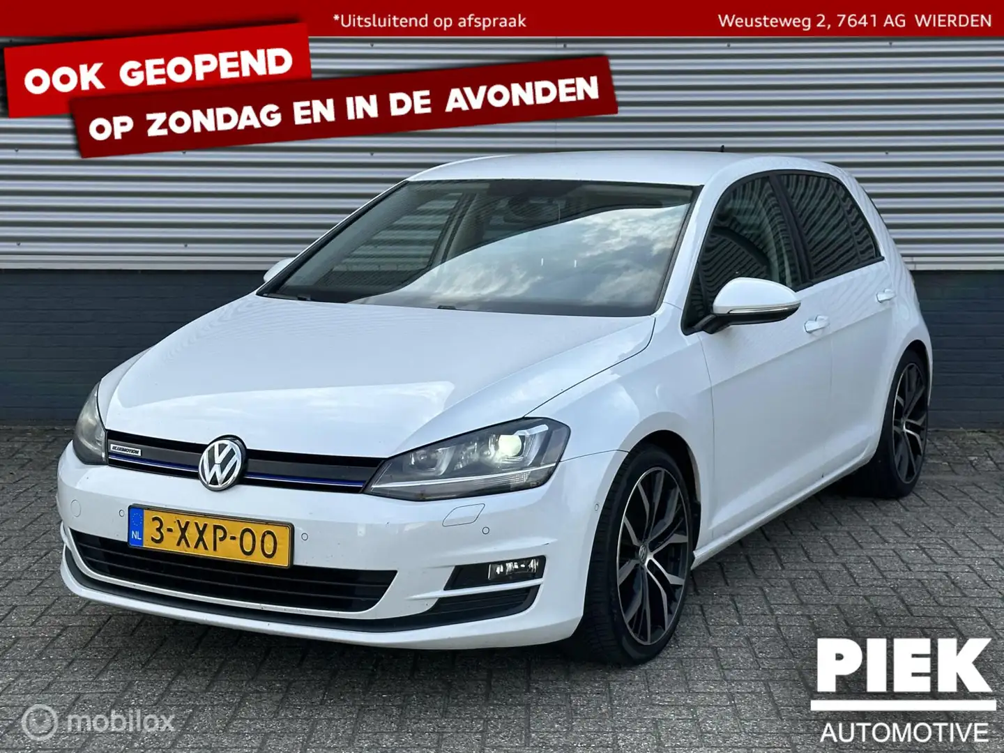 Volkswagen Golf 1.6 TDI Highline BlueMotion Bianco - 1