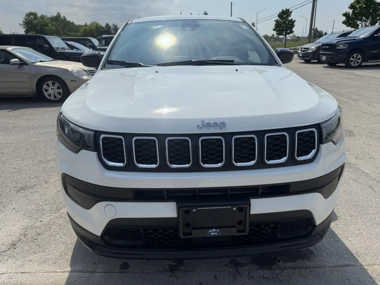 Jeep Compass снимка Jeep Compass