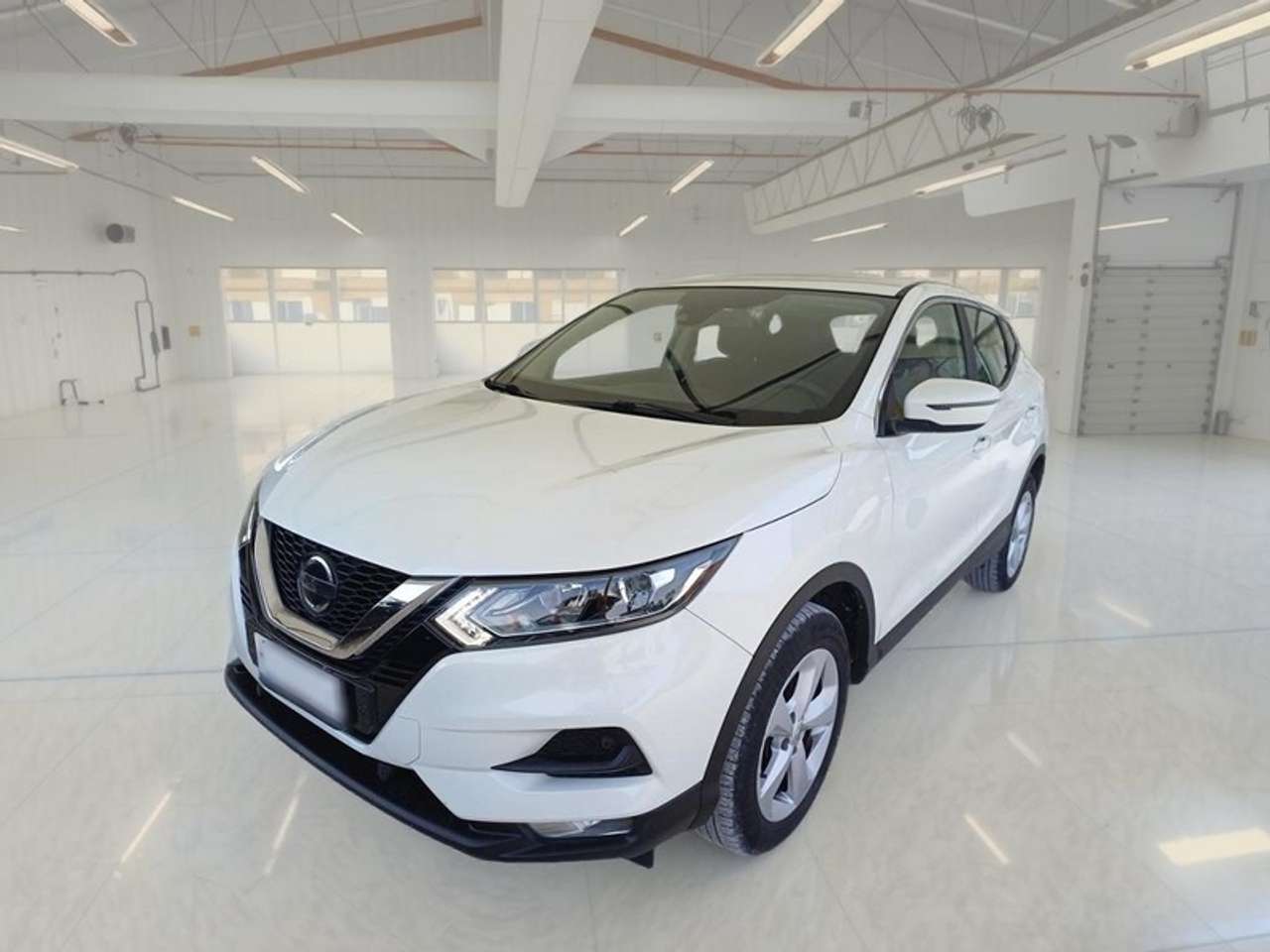 Nissan Qashqai 1.3 DIG-T 140 BUSINESS CROSSOVER