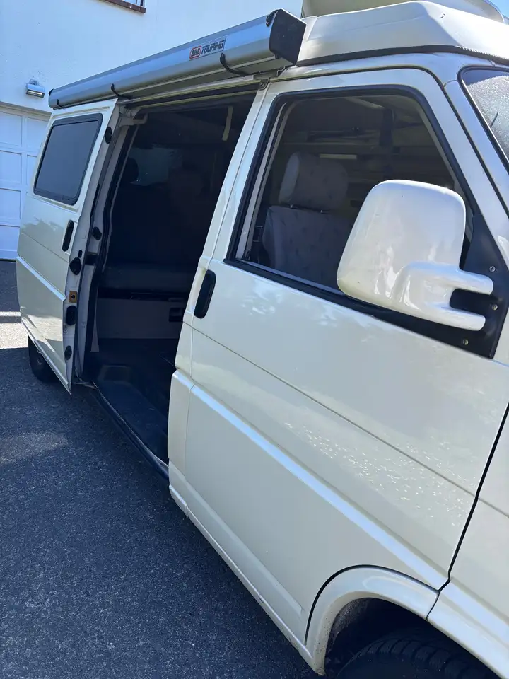 Volkswagen Eurovan снимка Volkswagen Eurovan