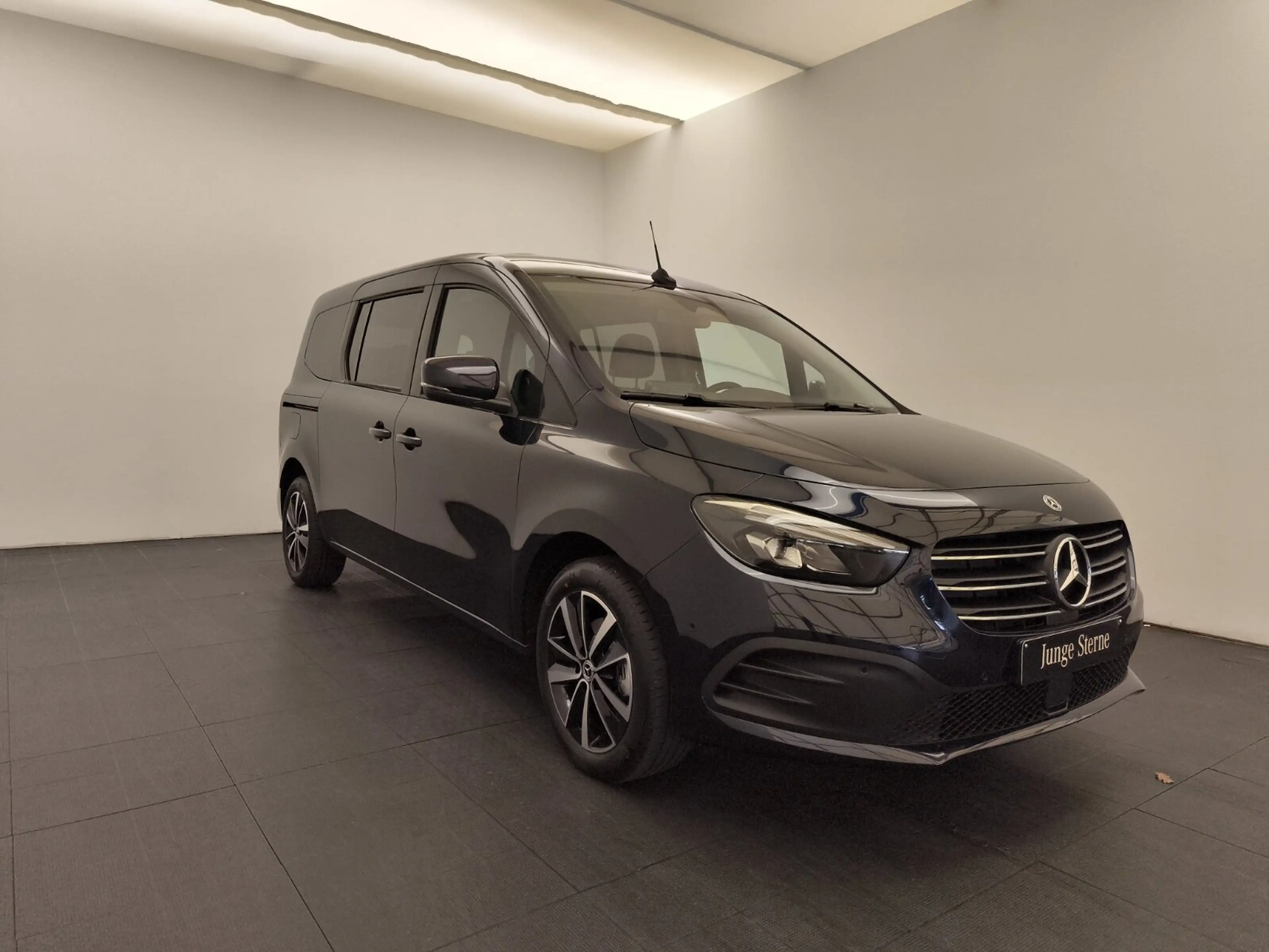 Mercedes-Benz T-Class T-Klasse T 180 lang EDITION Progressive/Navi/Klima — photo 3