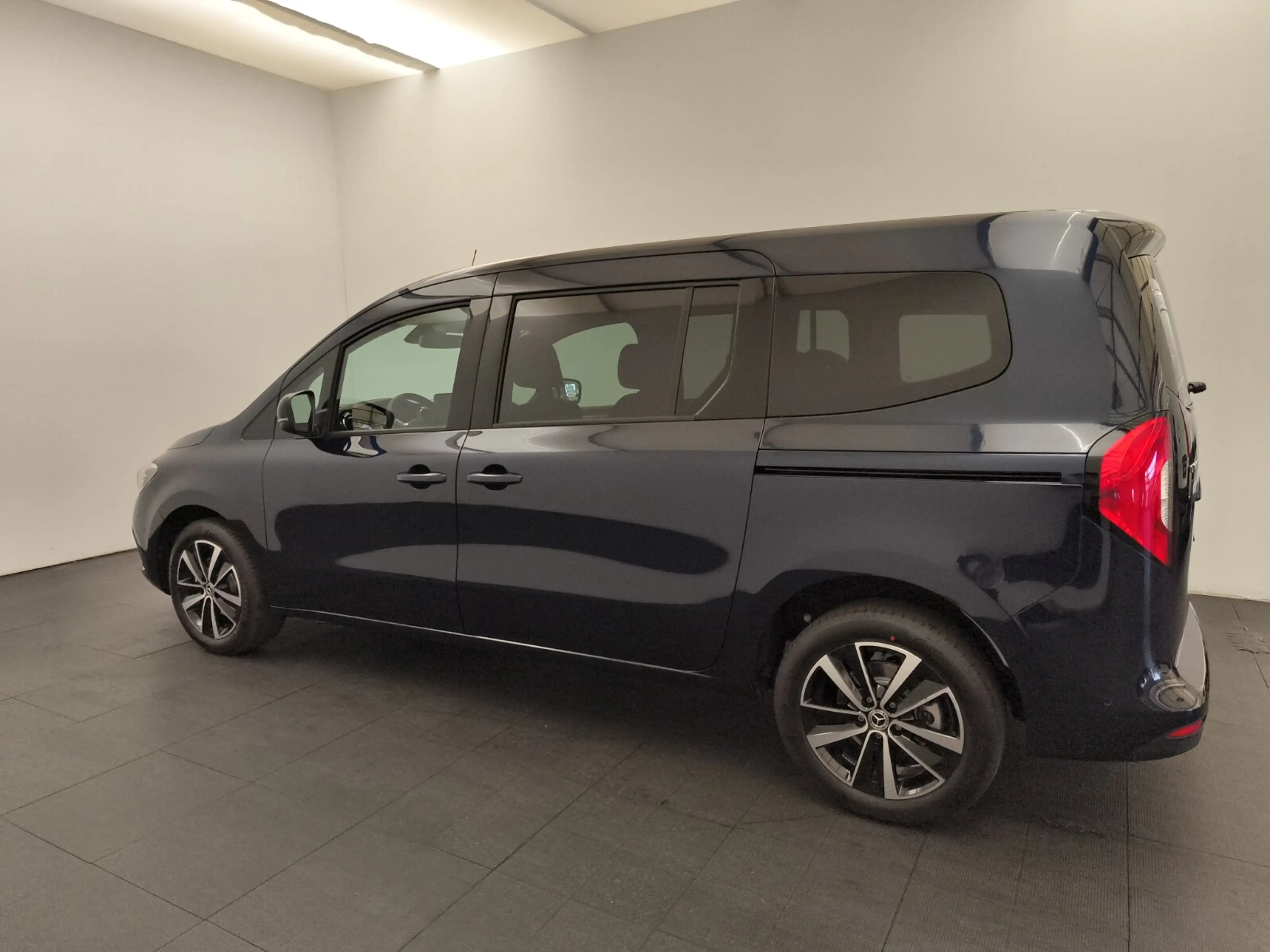 Mercedes-Benz T-Class T-Klasse T 180 lang EDITION Progressive/Navi/Klima — photo 8