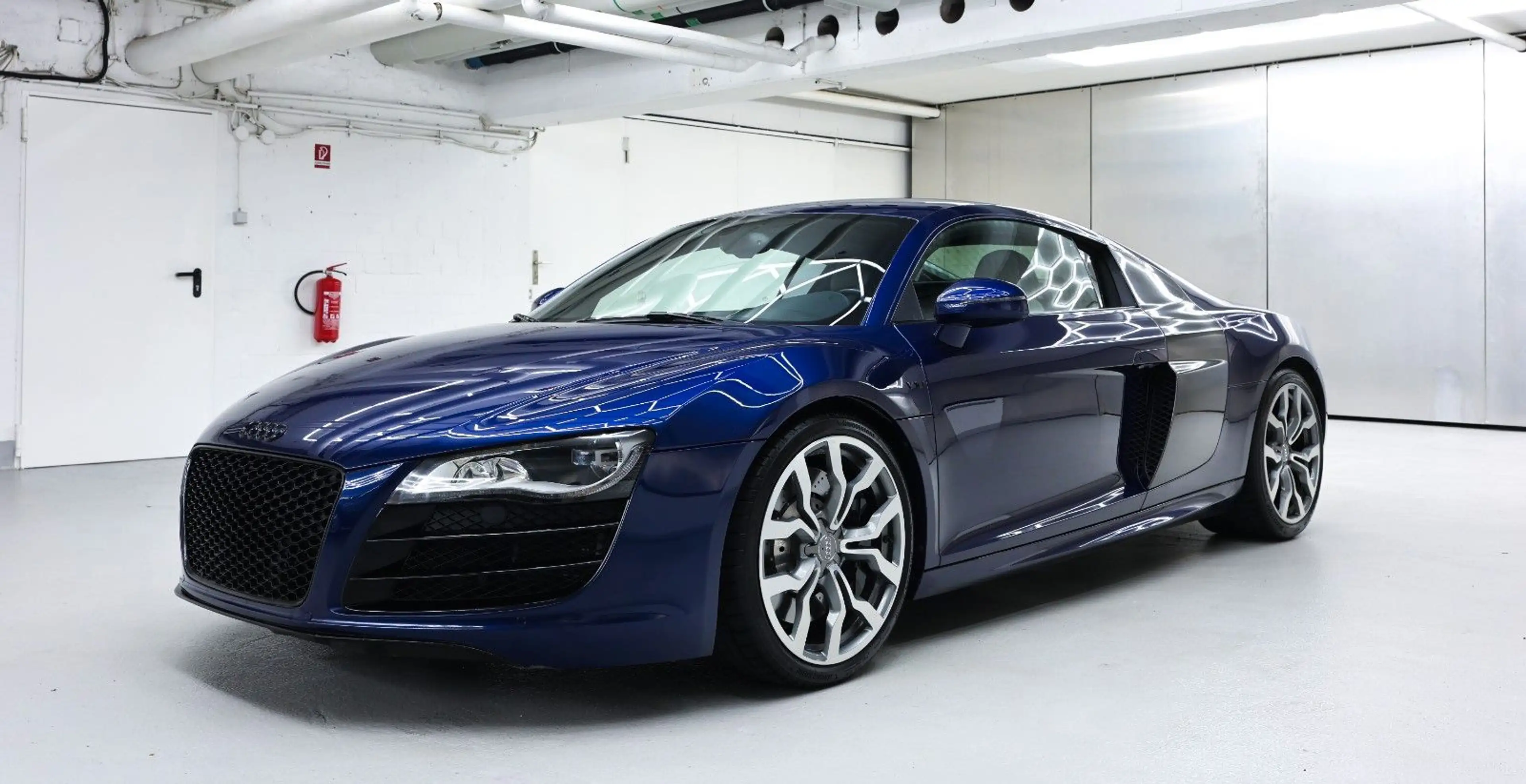 Audi R8 Coupe 5.2 V10 Audi Exclusive Carbon Scheckhef — photo 5