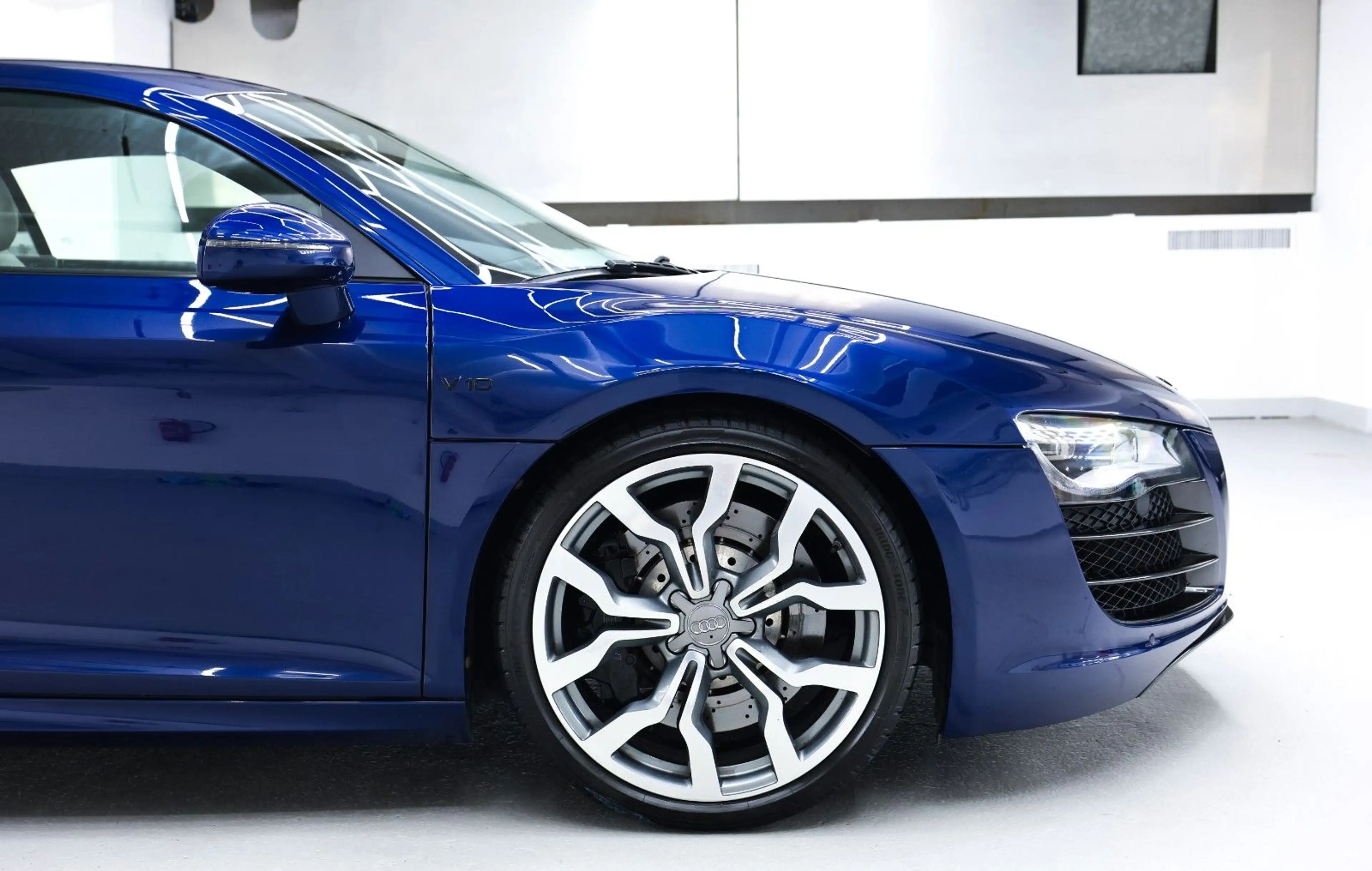 Audi R8 Coupe 5.2 V10 Audi Exclusive Carbon Scheckhef — photo 13