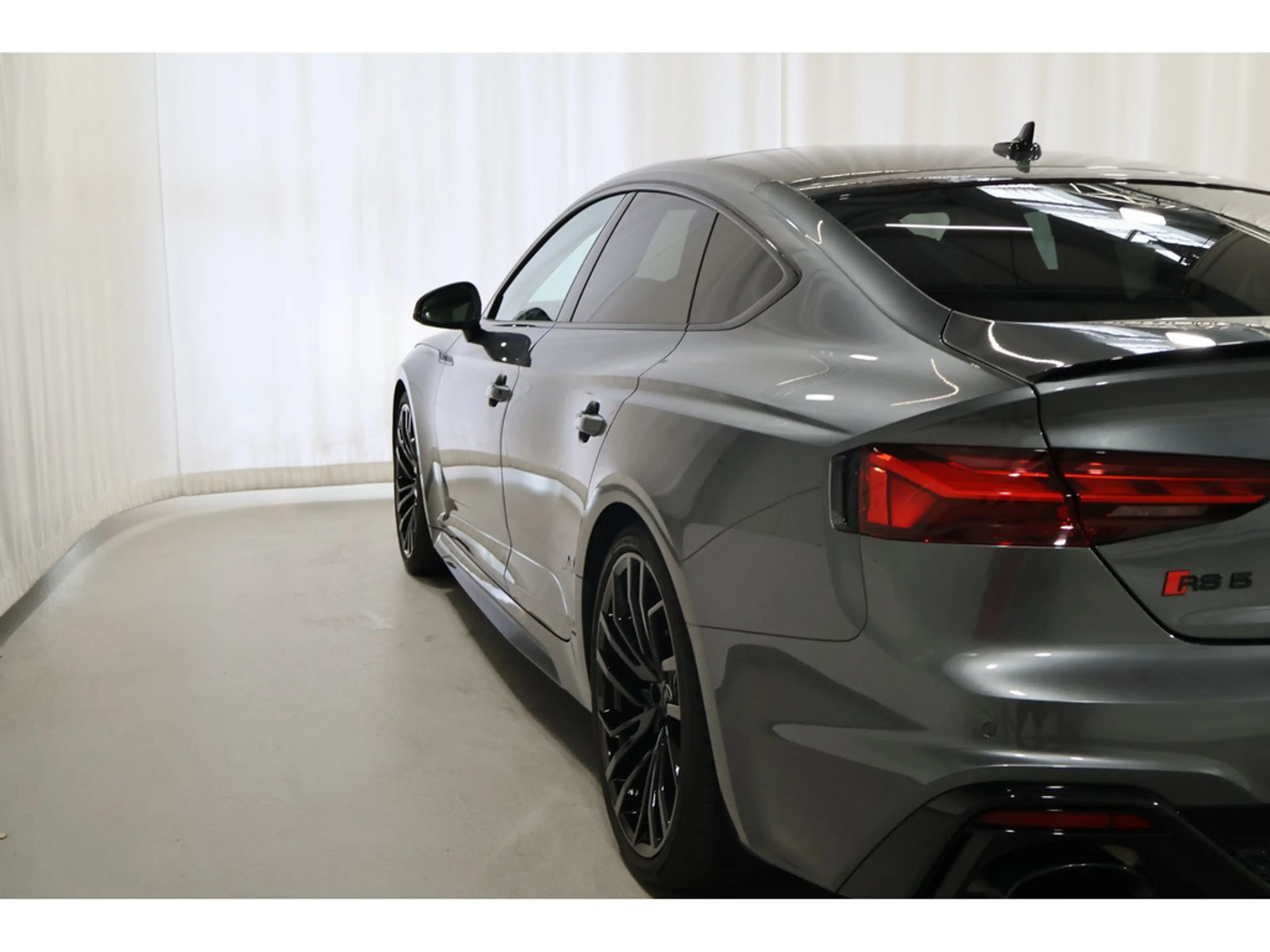 Audi RS5 — photo 14