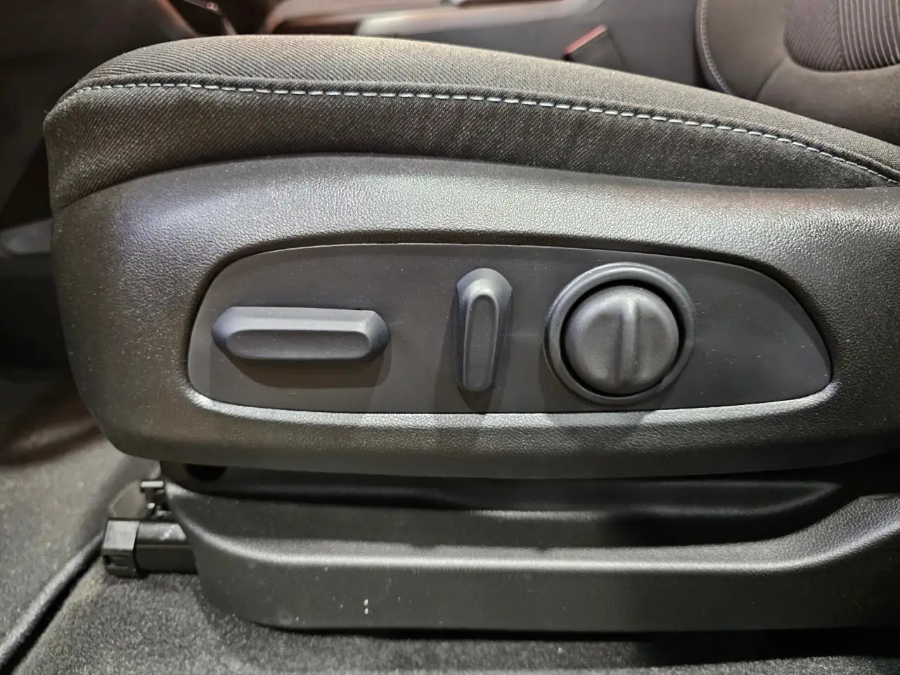 Chevrolet Bolt снимка Chevrolet Bolt