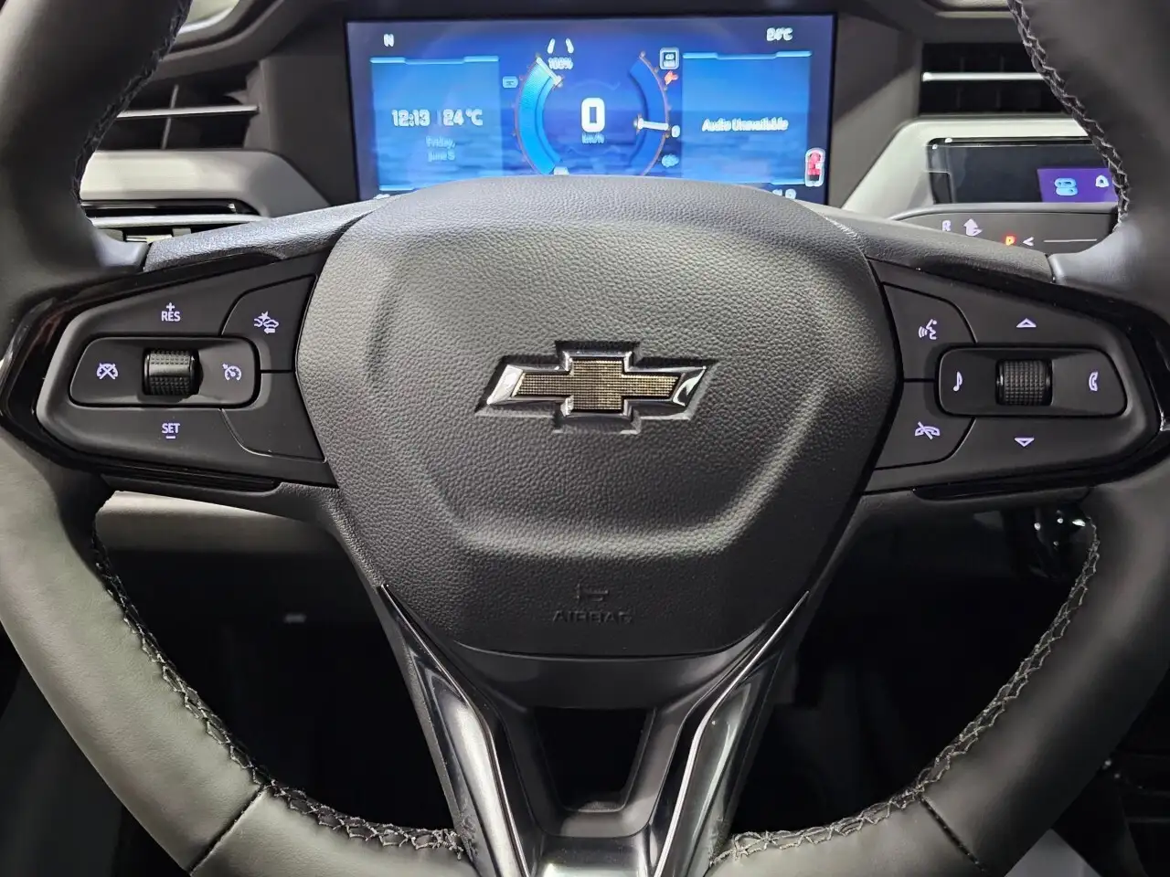 Chevrolet Bolt снимка Chevrolet Bolt