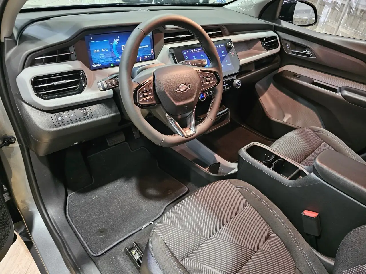 Chevrolet Bolt снимка Chevrolet Bolt