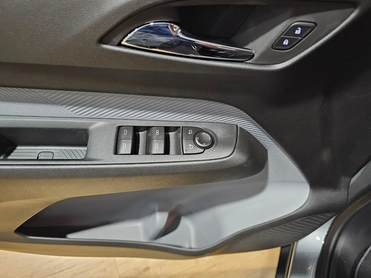 Chevrolet Bolt снимка Chevrolet Bolt
