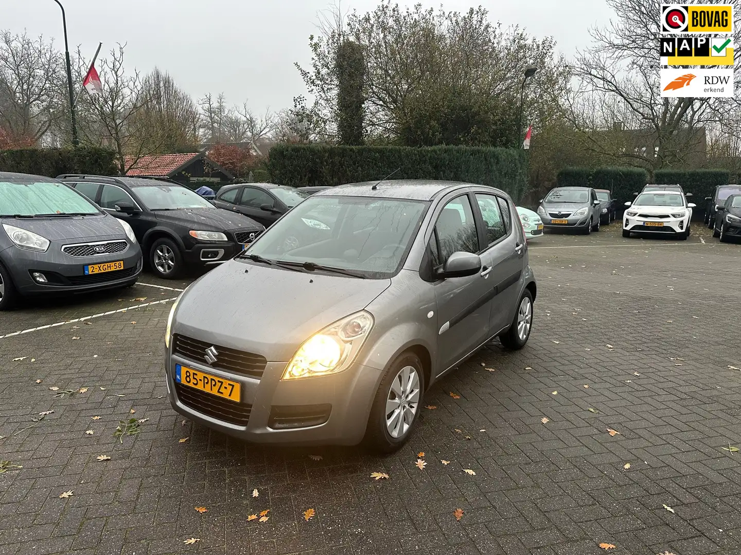 Suzuki Splash 1.2 Comfort , automaat , airco Gris - 1