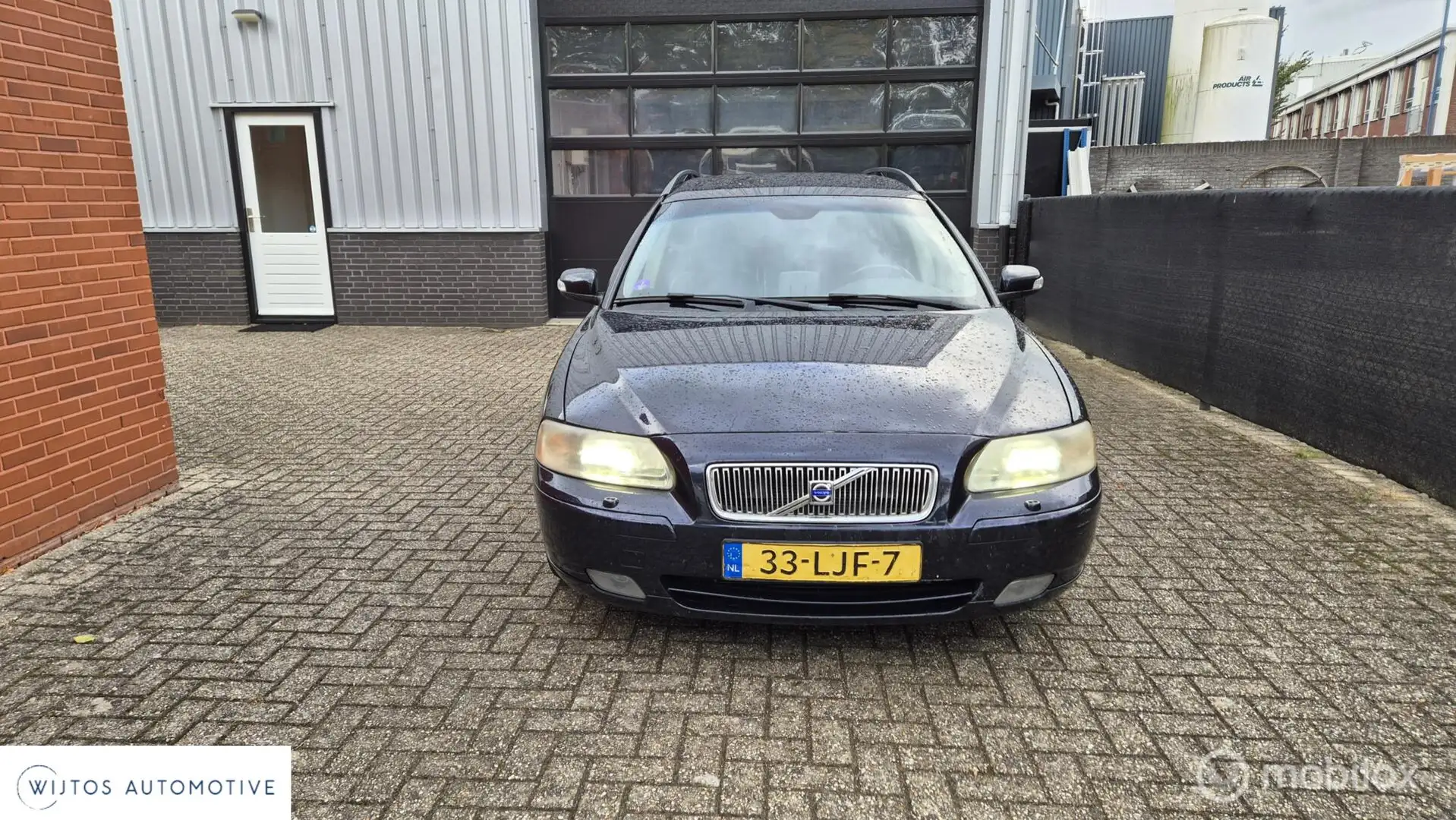 Volvo V70 2.4 CNG Edition automaat Bleu - 2