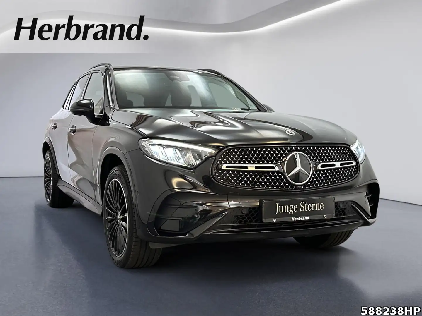 Mercedes-Benz GLC 300 e 4M AMG Night AHK Memory 20" DISTRONIC Schwarz - 2