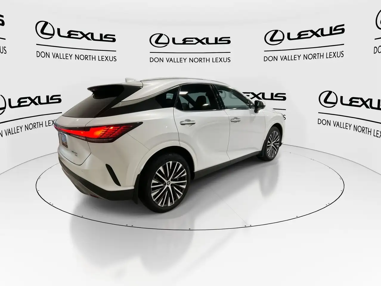 Lexus RX снимка Lexus RX