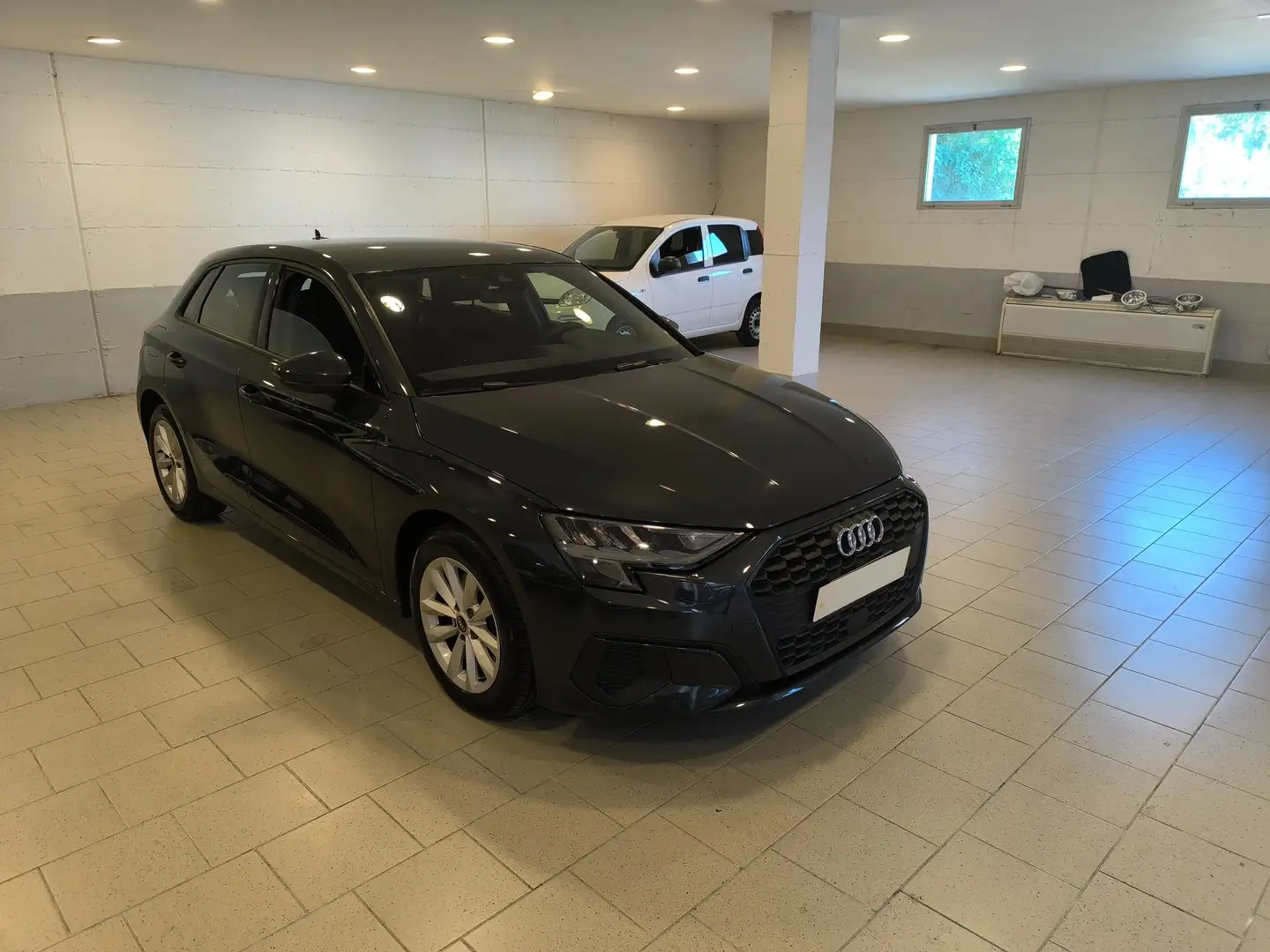 Audi A3 A3 IV 2020 Sportback Sportback 35 2.0 tdi s-tronic Gris - 2