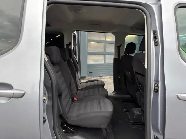 Opel Combo view 13