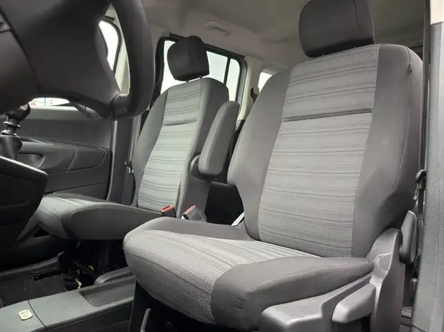 Opel Combo view 8