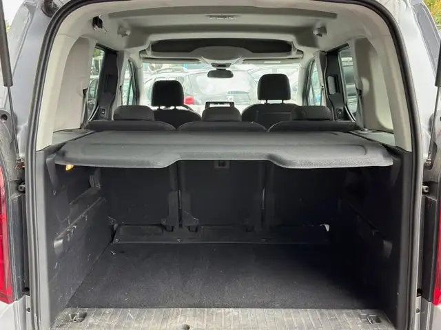 Opel Combo view 10