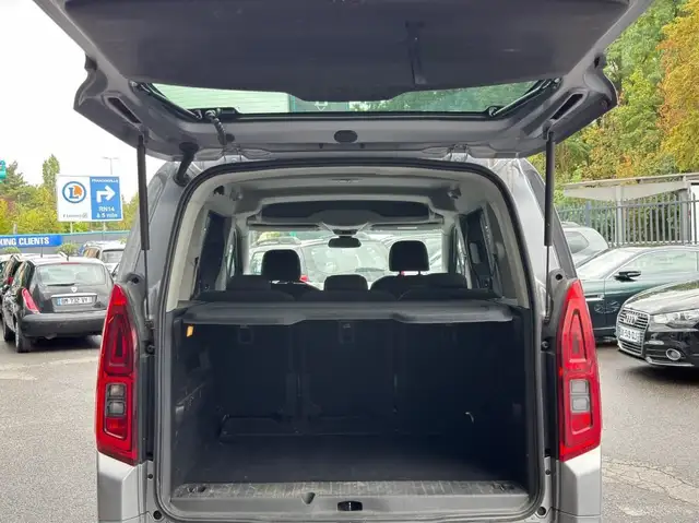 Opel Combo view 9