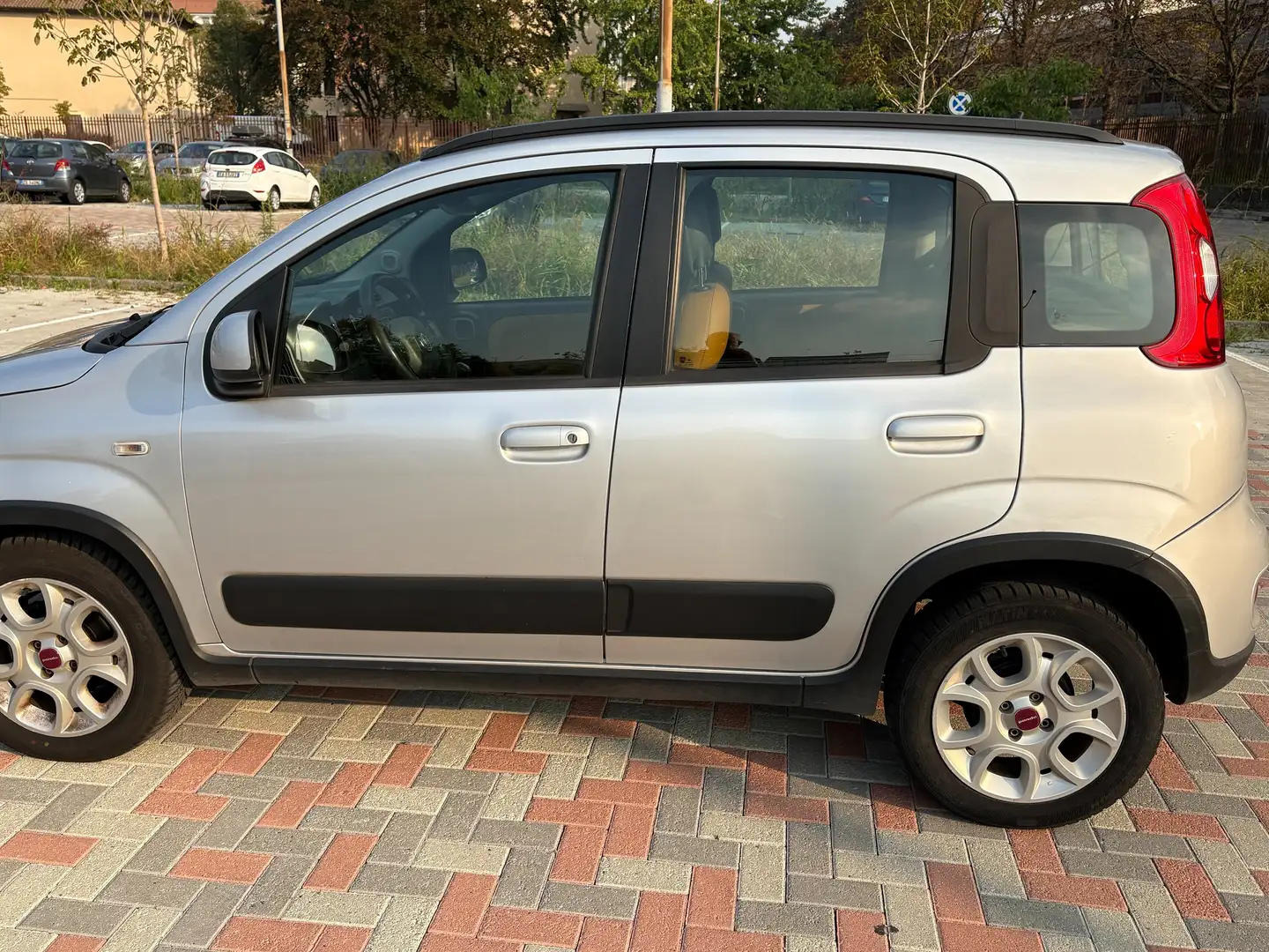 Fiat Panda Panda 0.9 t.air t. natural power Easy 80cv Argento - 1