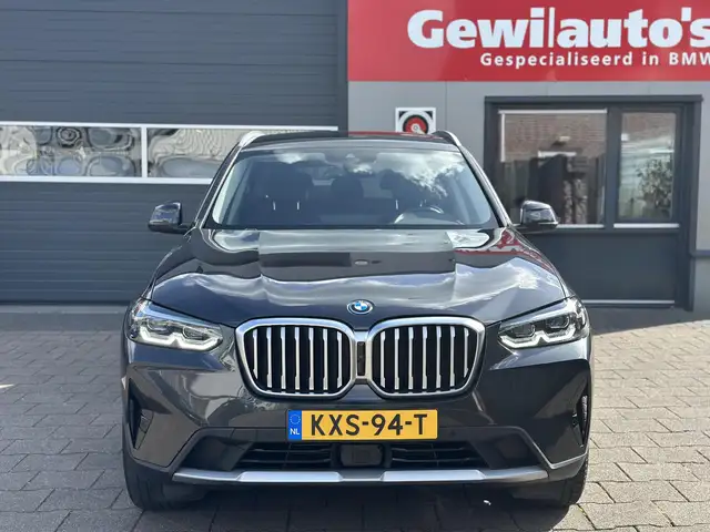 BMW X3 view 26