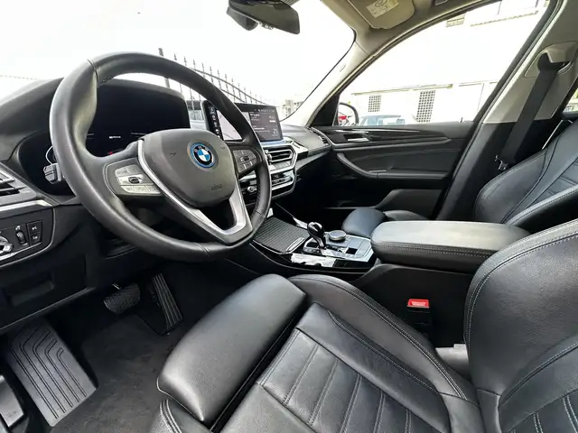 BMW X3 view 15