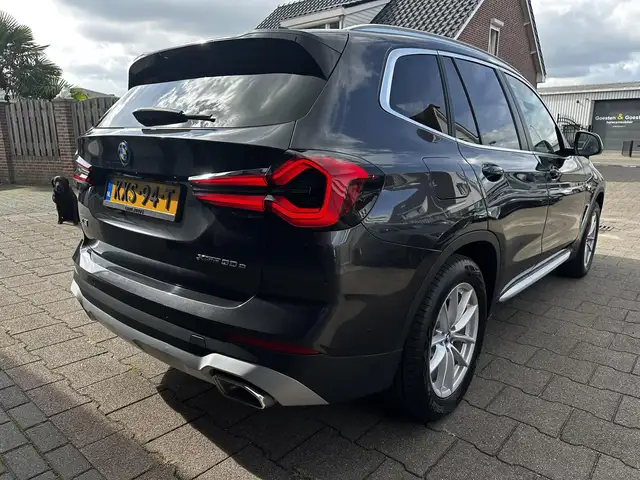 BMW X3 view 17