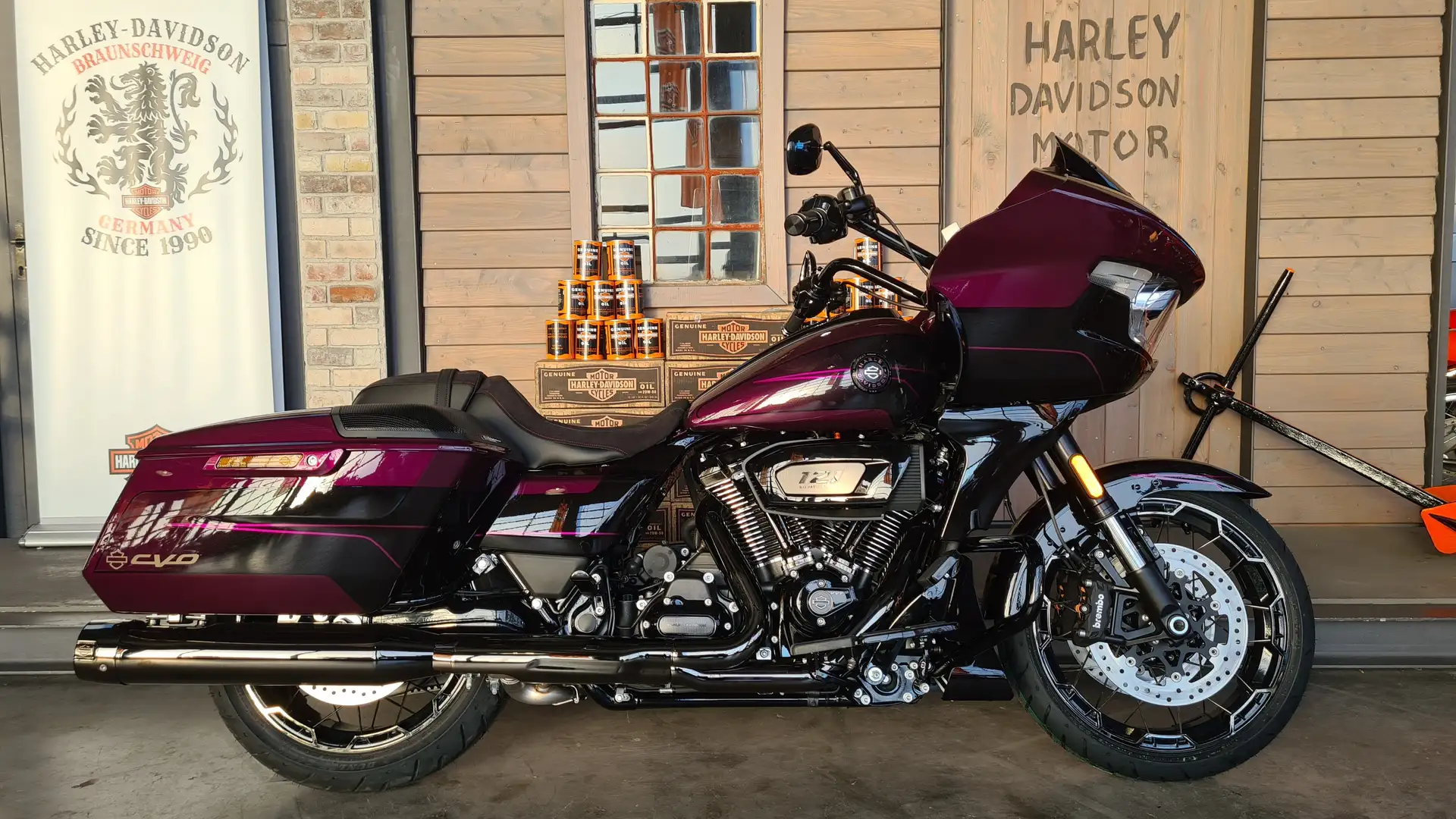 Harley-Davidson Road Glide CVO FLTRXSE 2025 Lila - 1