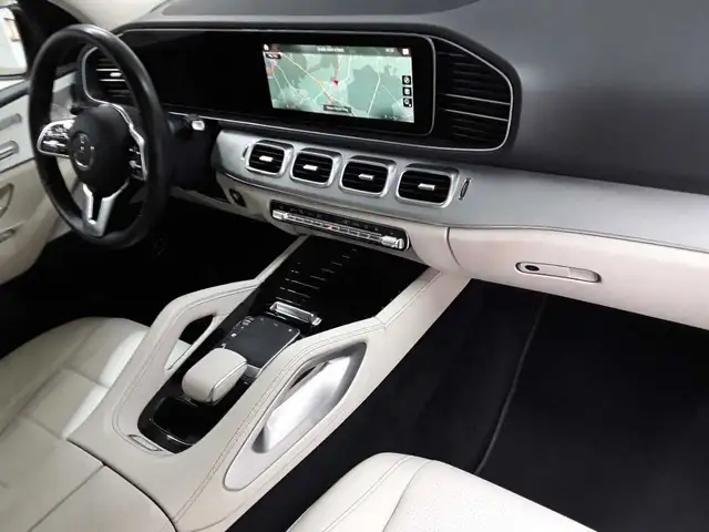 Mercedes-Benz Gle view 5