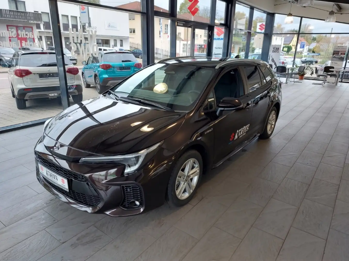 Suzuki Swace 1.8 Hybrid Comfort+  Nav Cam Alu SHZ Braun - 2