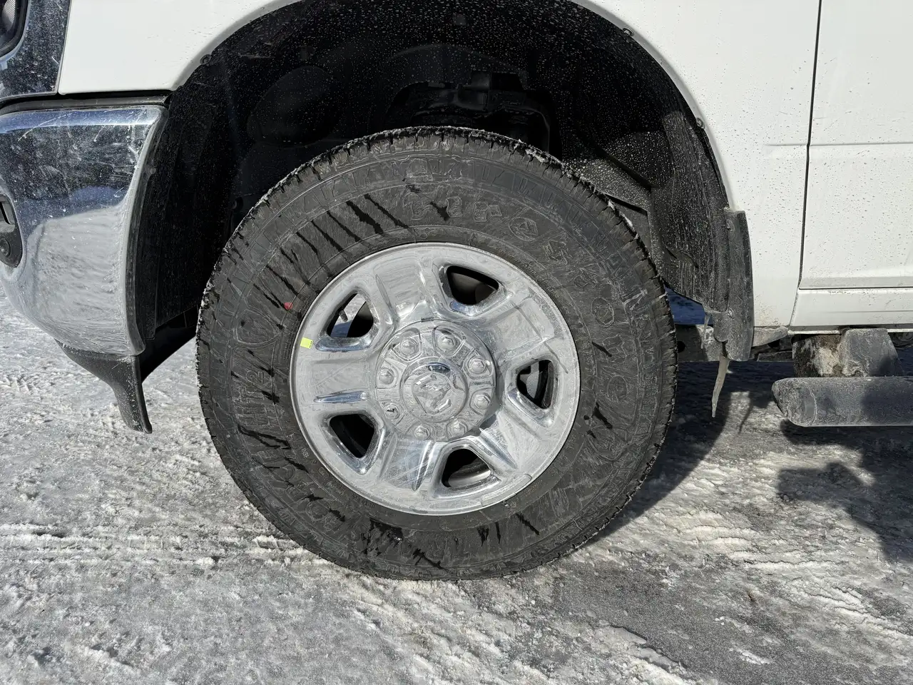 RAM 2500 снимка RAM 2500