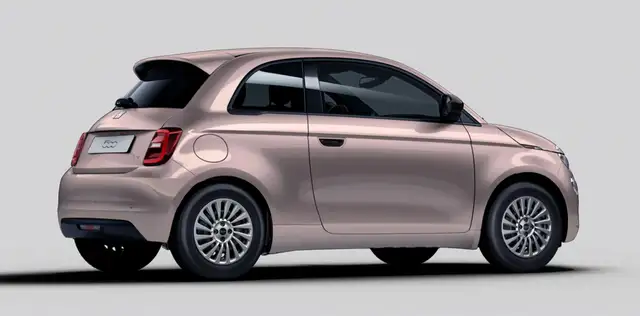 Fiat 500e view 2