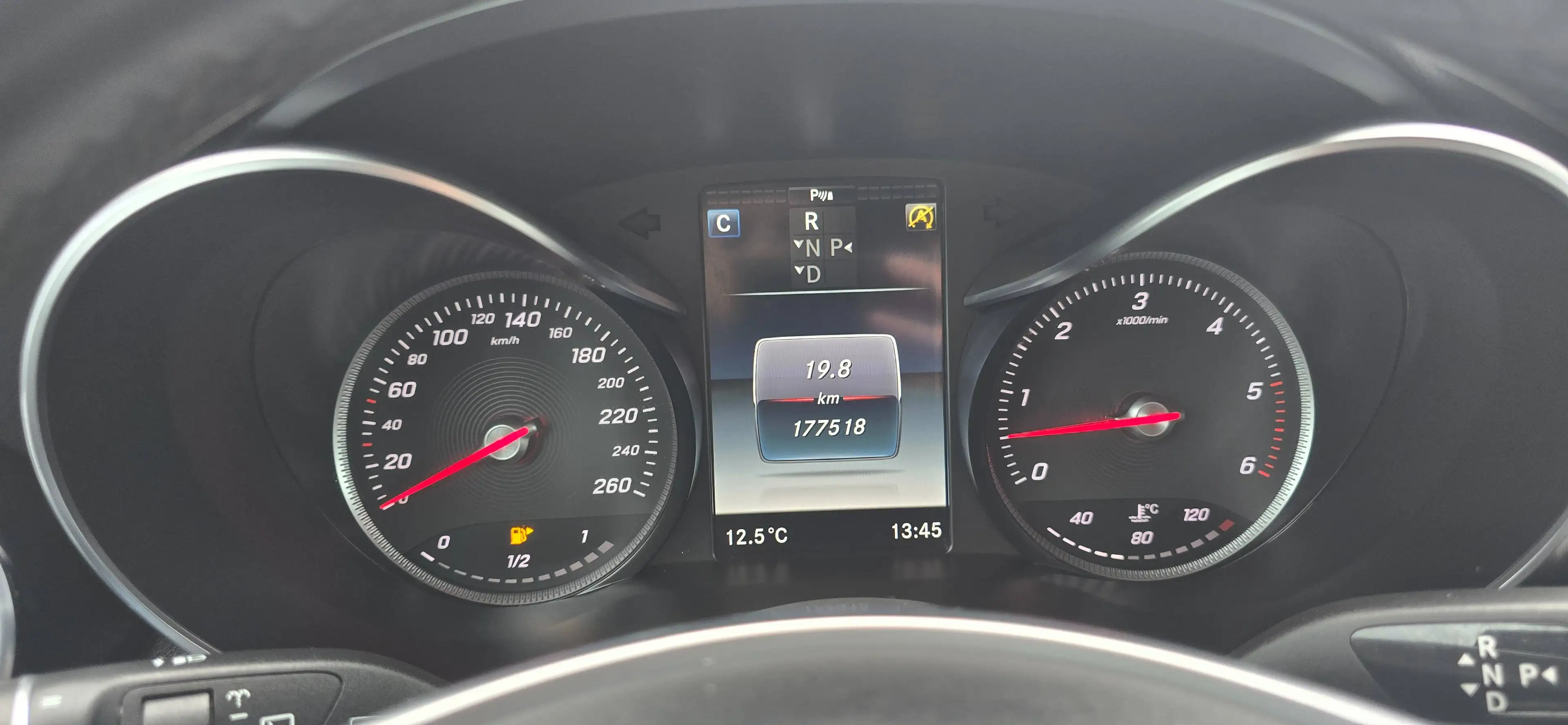 Mercedes-Benz GLC 350 GLC 350 d 4Matic (253.925) — photo 15