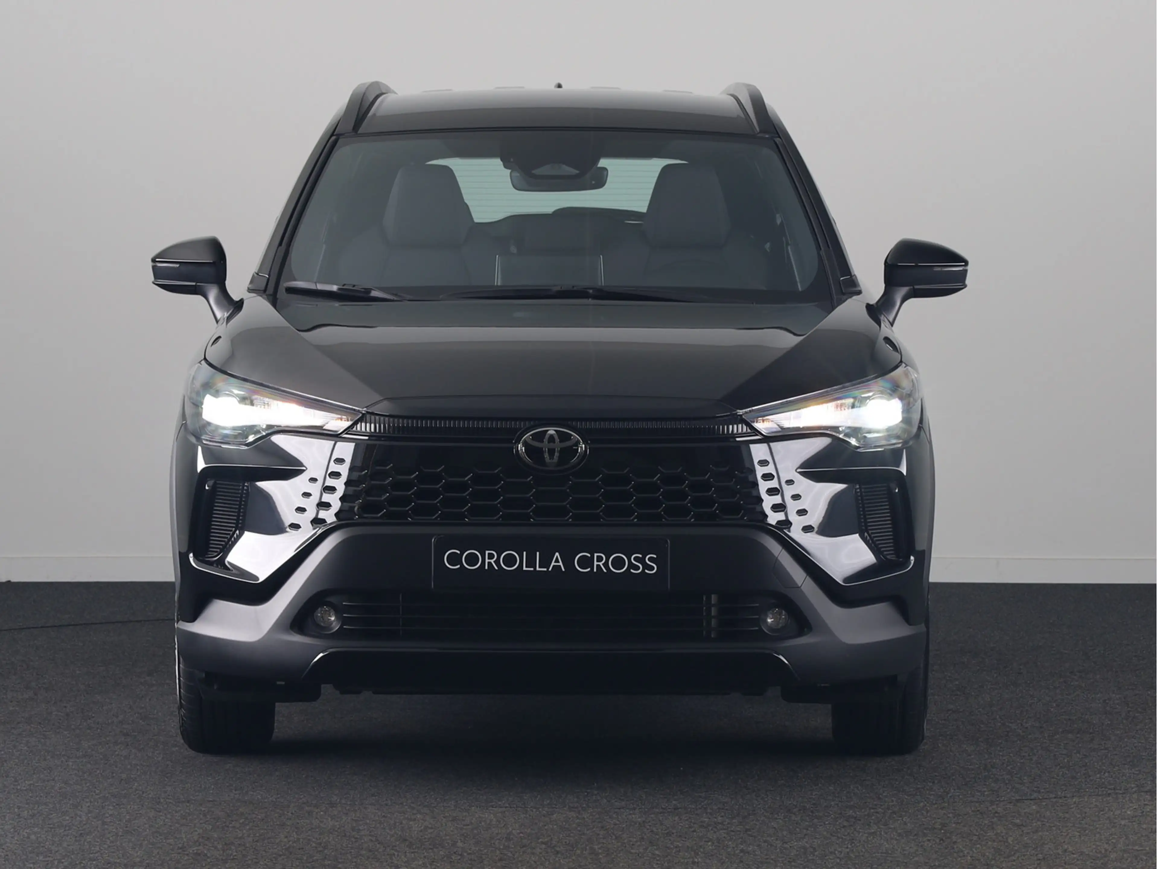 Toyota Corolla Cross Hybrid 140 Active — photo 11