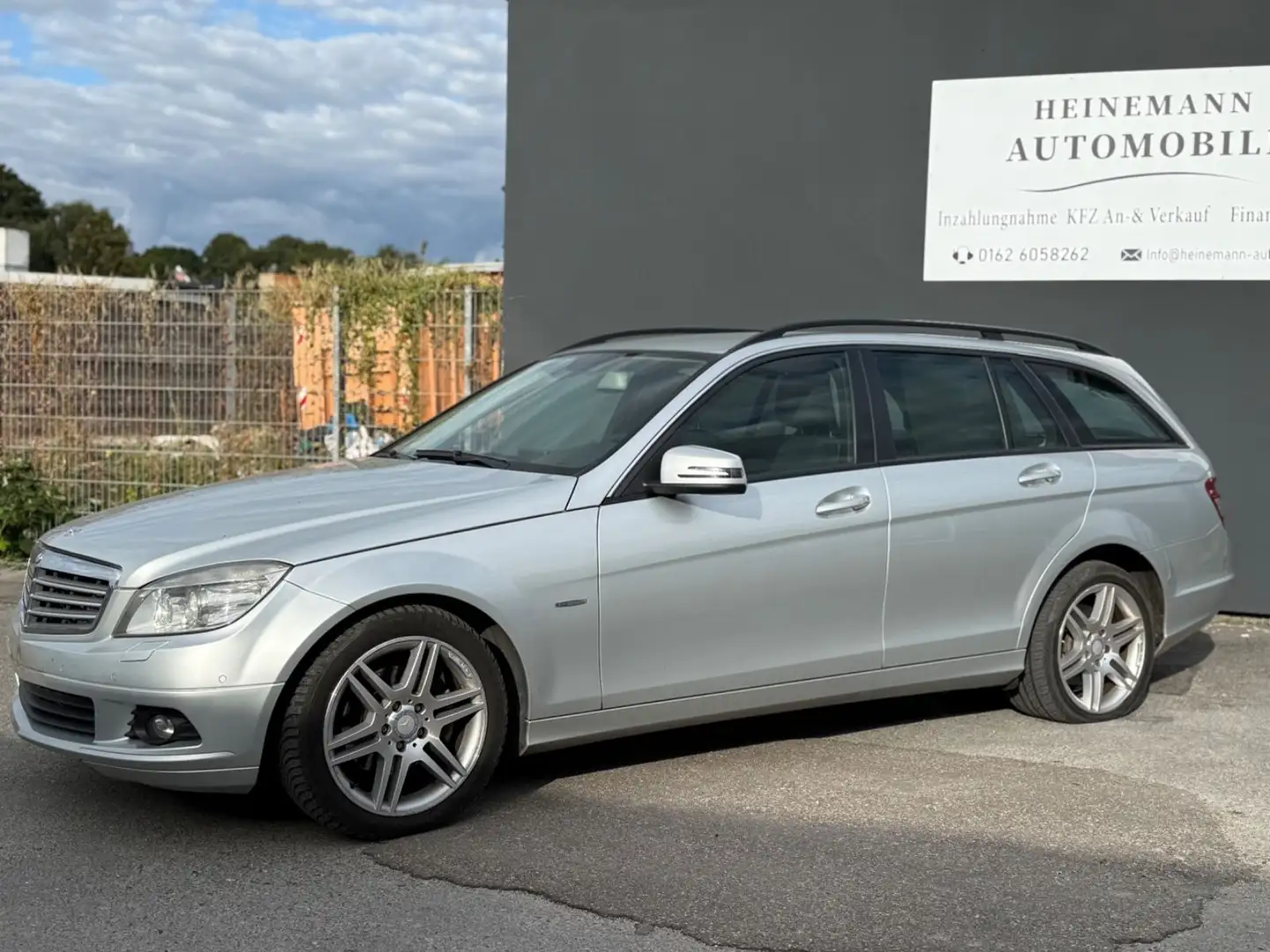 Mercedes-Benz C 220 CDI T Aut. ELEGANCE *NAVI*XENON*AMG* Argent - 2
