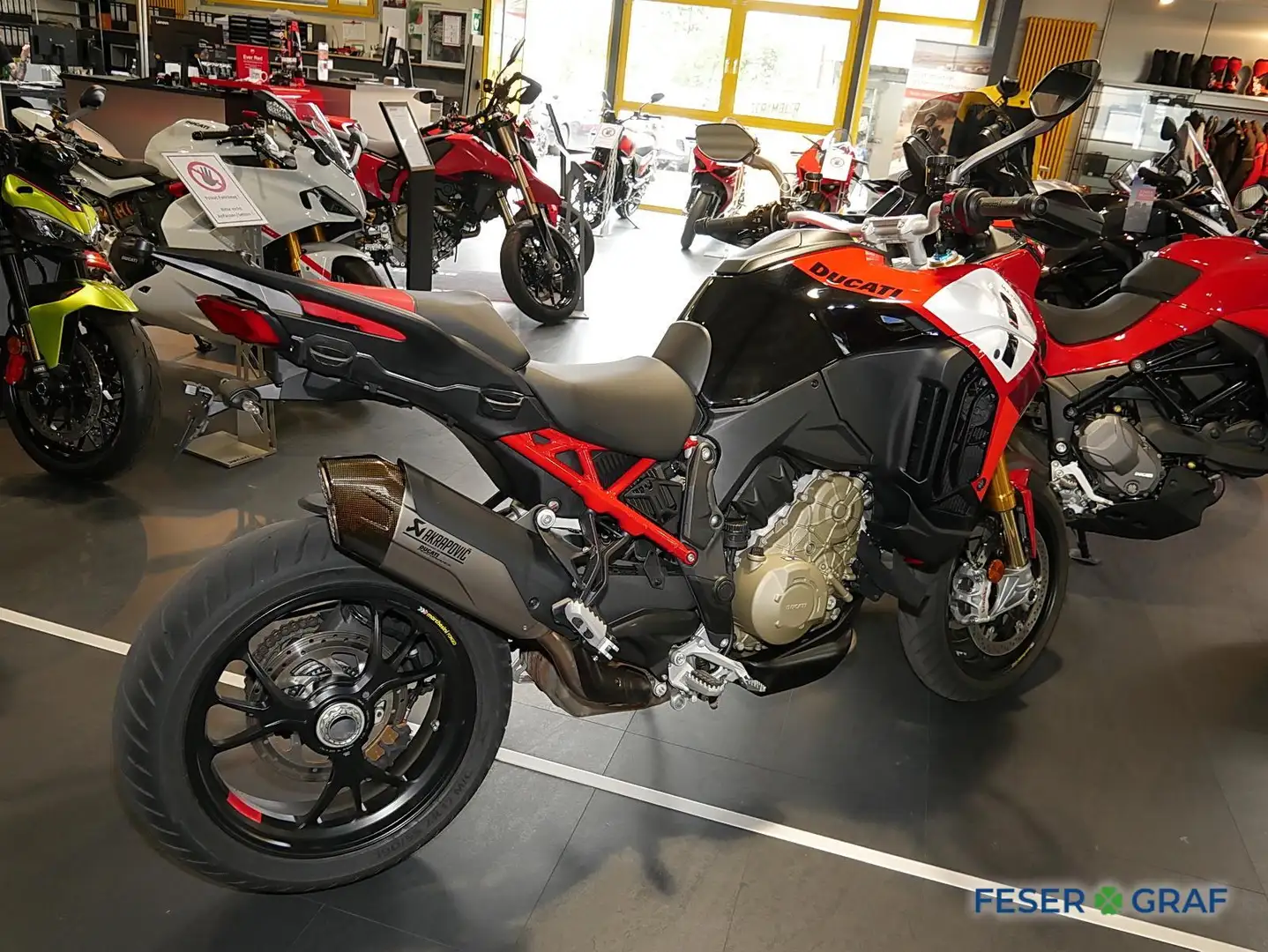 Ducati 1. Hand inkl. Zubehoer Rot - 2