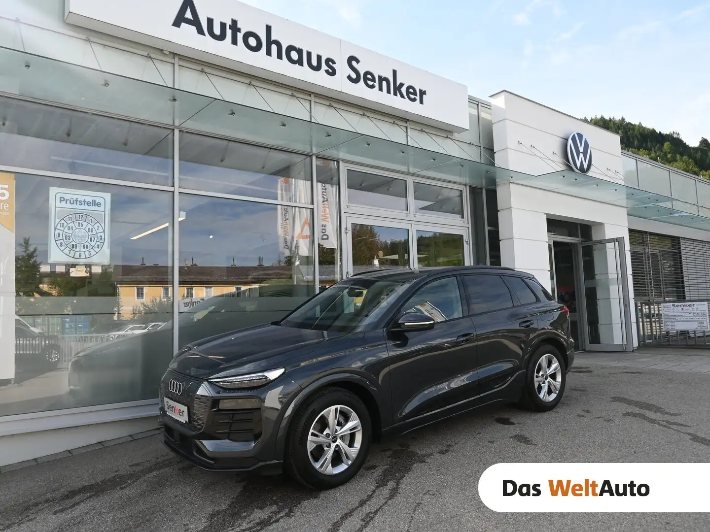 Audi Q6 e-tron e-tron Grau - 1