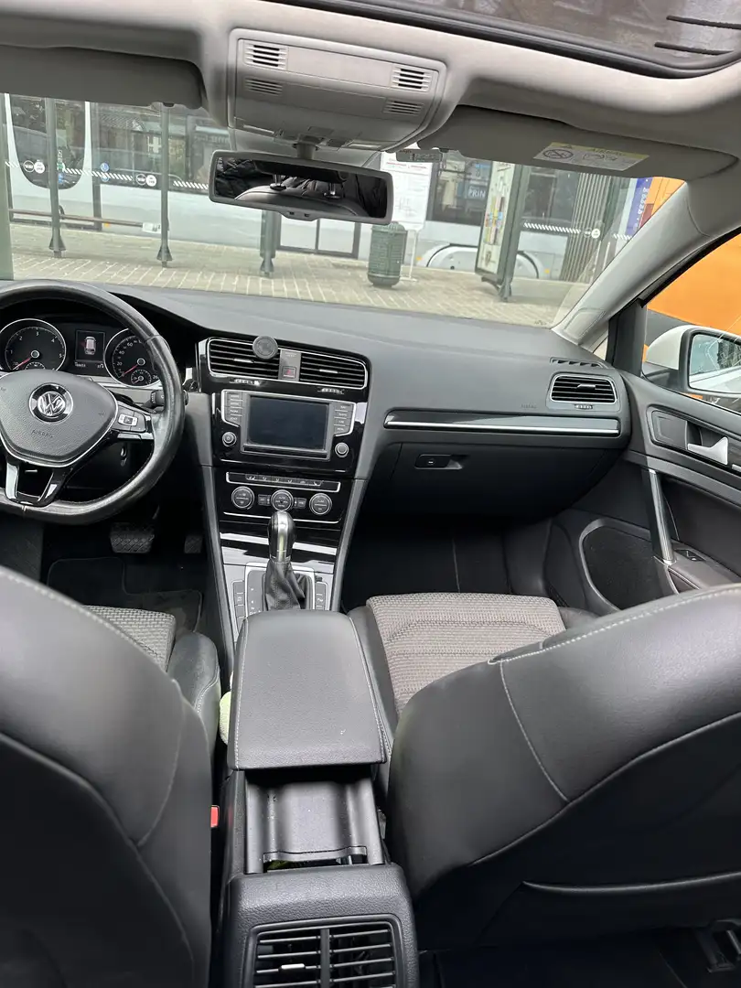 Volkswagen Golf Variant SW 2.0 CR TDi Highline DSG Blanc - 2