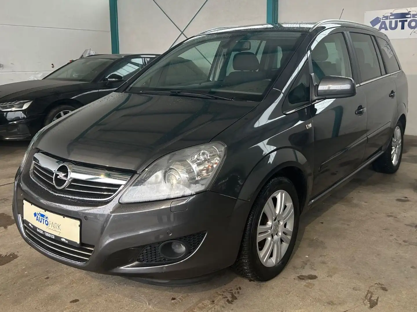 Opel Zafira B 1.8 Family Plus*7-Sitzer*PDC*Tempomat* Grau - 1