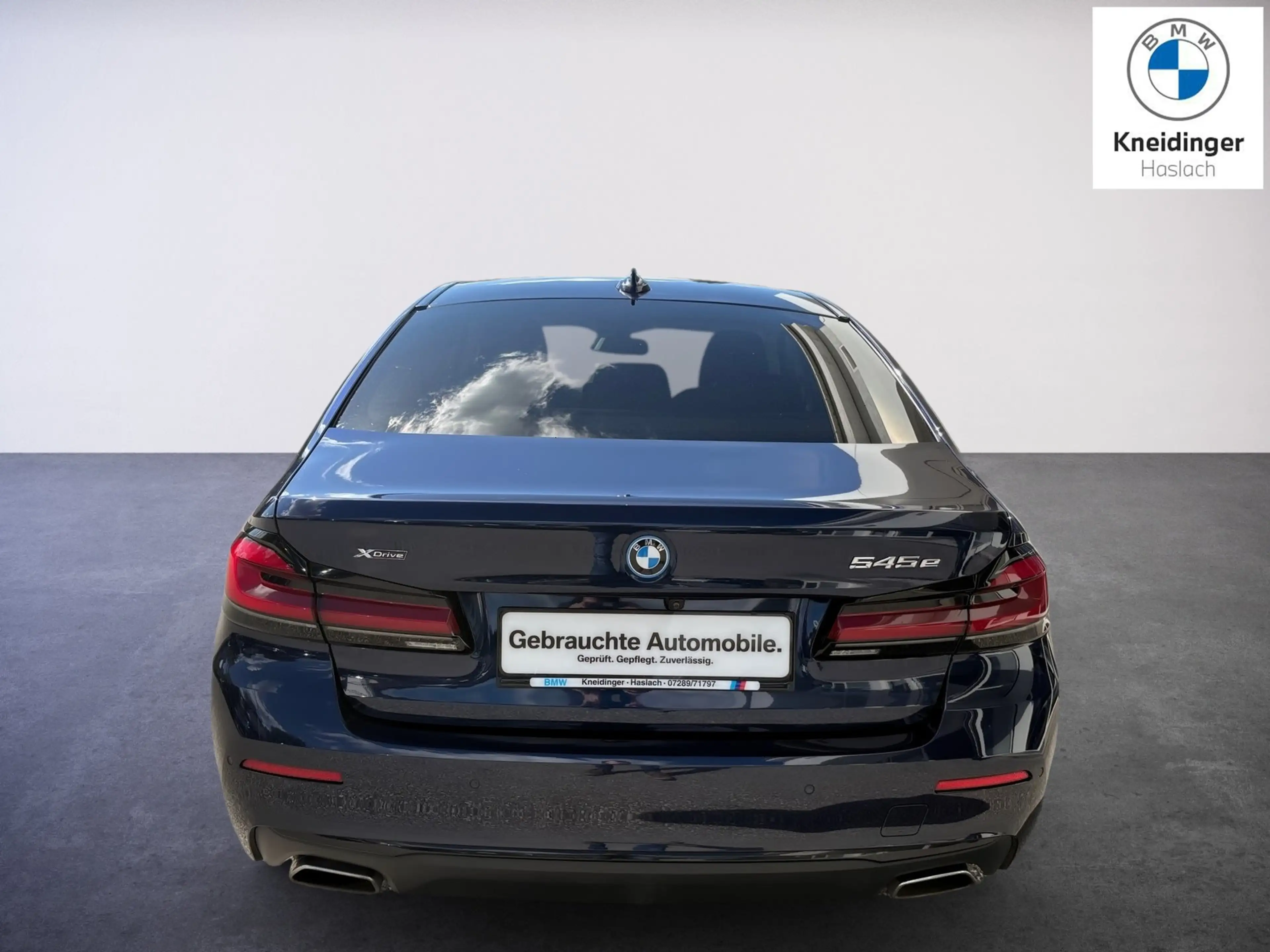BMW 545 e xDrive — photo 5