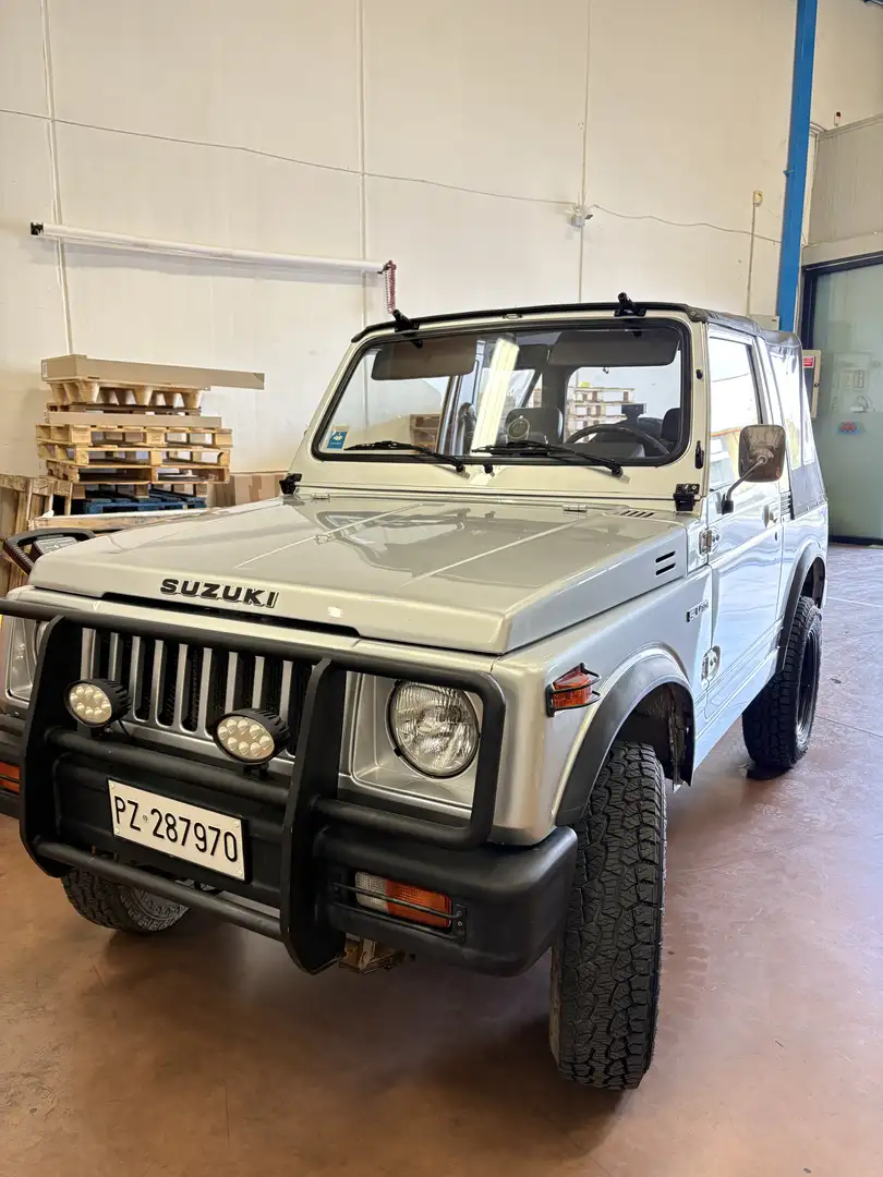 Suzuki SJ 410 Cabrio - 1