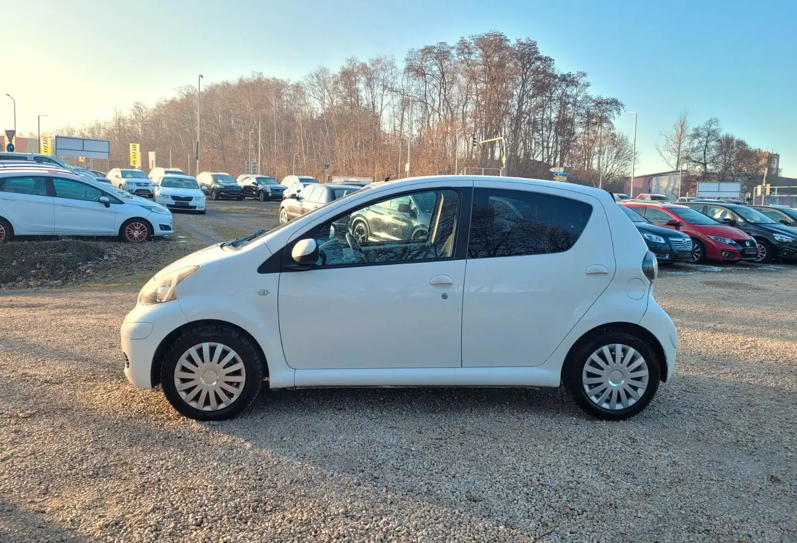 Toyota Sonstige Aygo Edition 1.0*Klima*Navi*El.Fenster*SR+WR*TÜV Weiß - 2