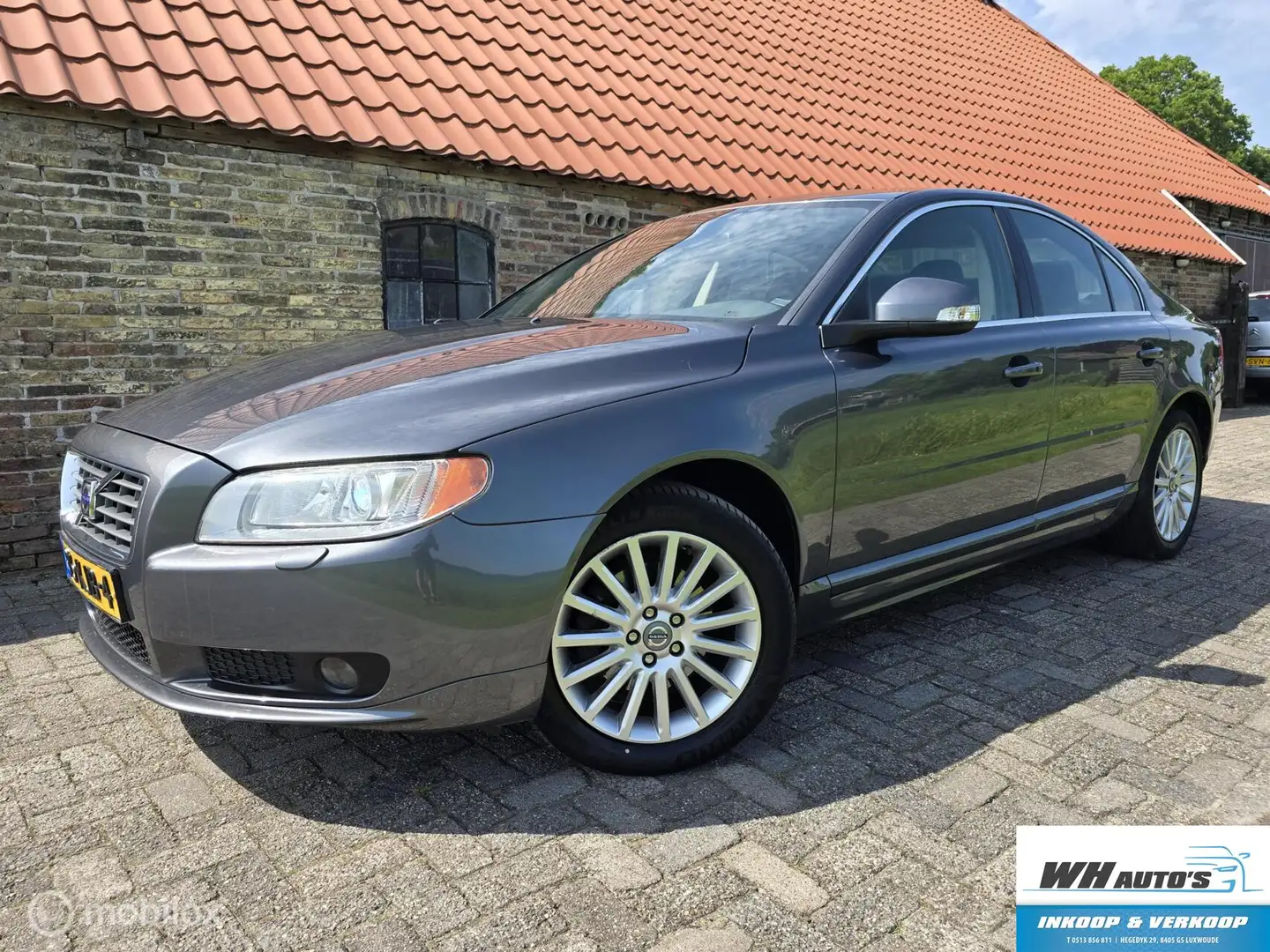 Volvo S80 2.5 T Momentum Automaat Gri - 1