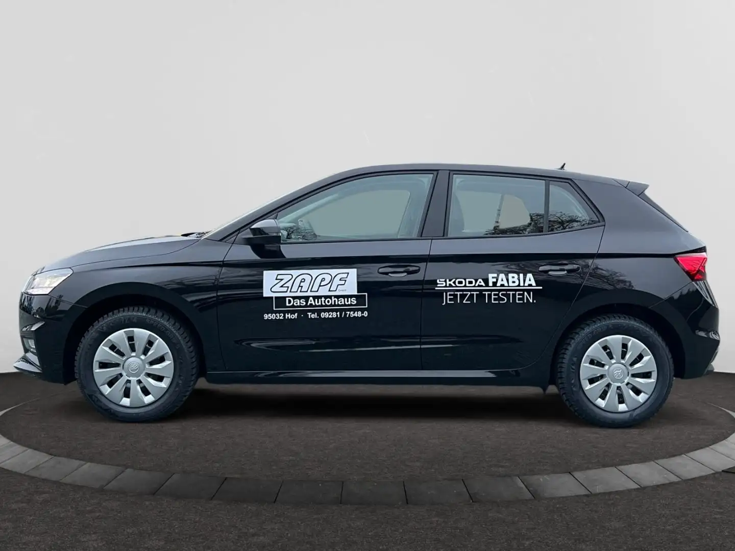 Skoda Fabia Essence 1,0 MPI 16.790.- bei Inz. Skoda* Schwarz - 1