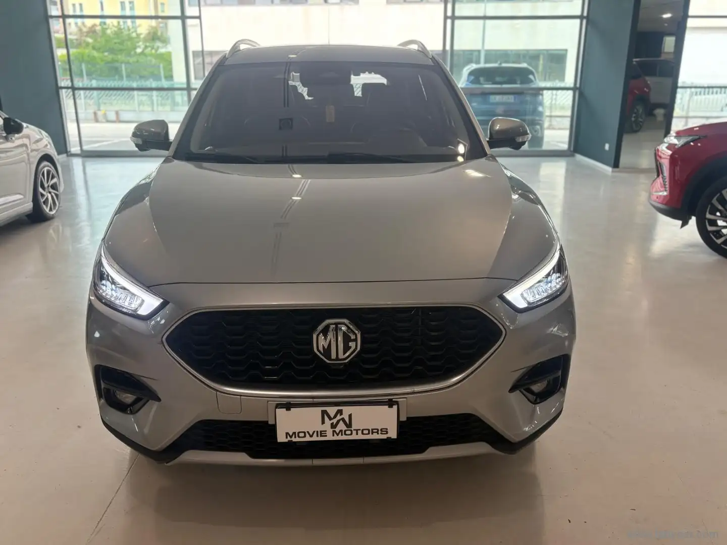 MG ZS Classic 1.5 VTi-tech Luxury Grau - 1