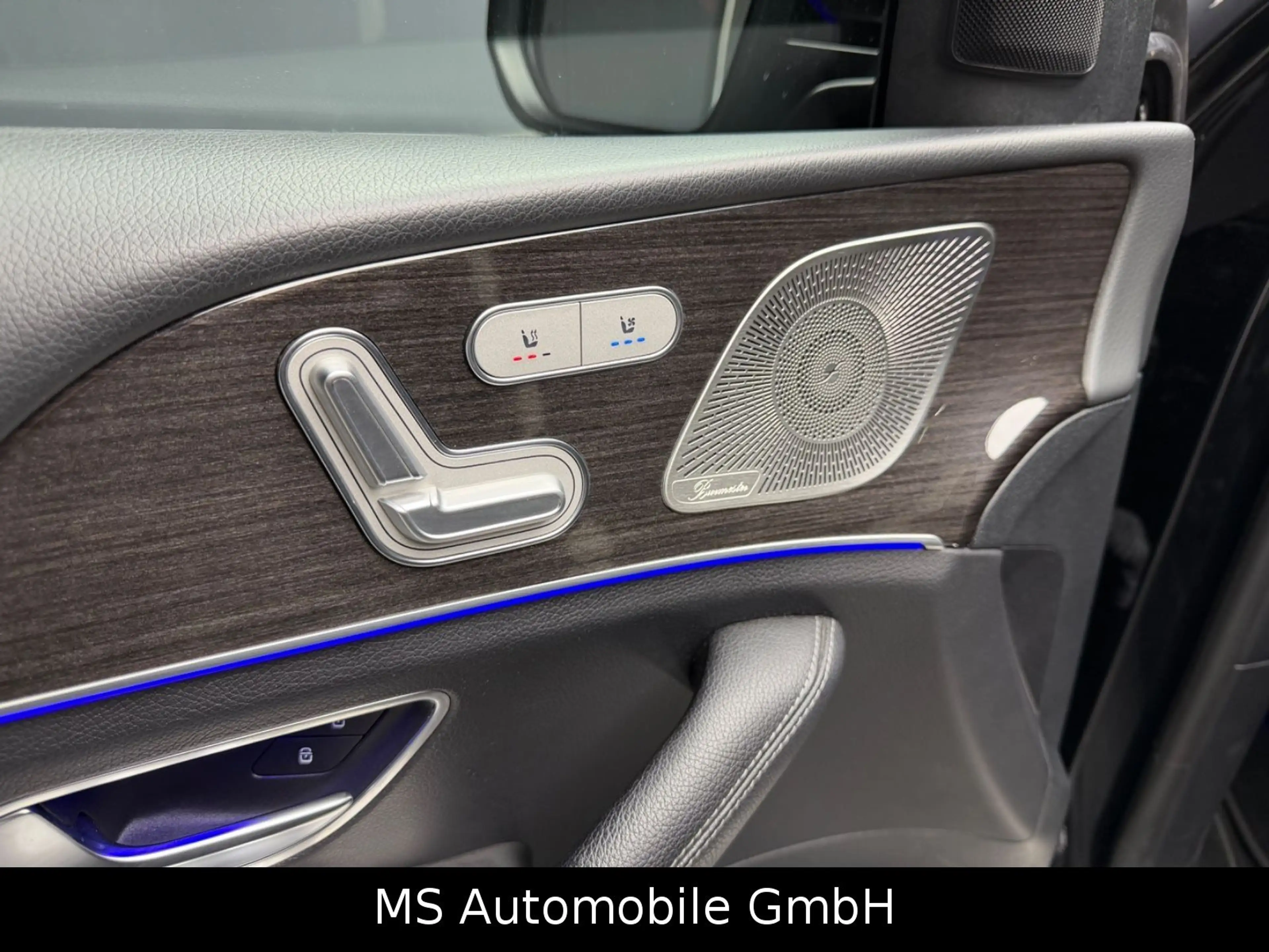 Mercedes-Benz GLS 400 d 4Matic PANO/AHK/Burmester/Distronic — photo 12