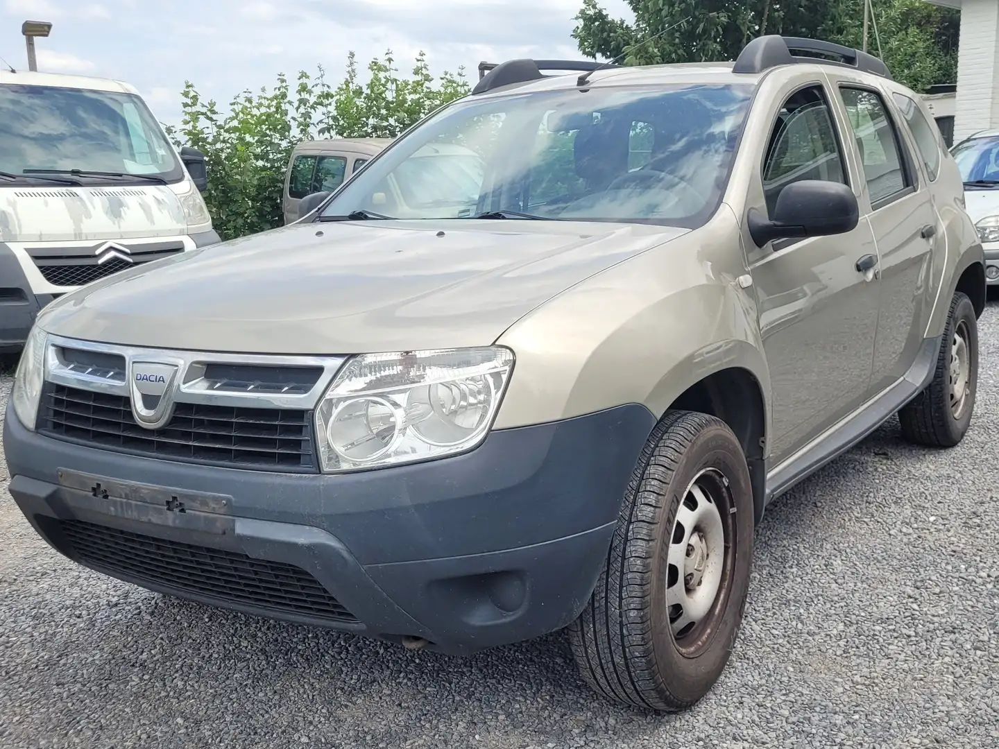 Dacia Duster 1.5 dCi wordt GEKEURD 1STE EIGENAAR euro 5 2011 Grijs - 1