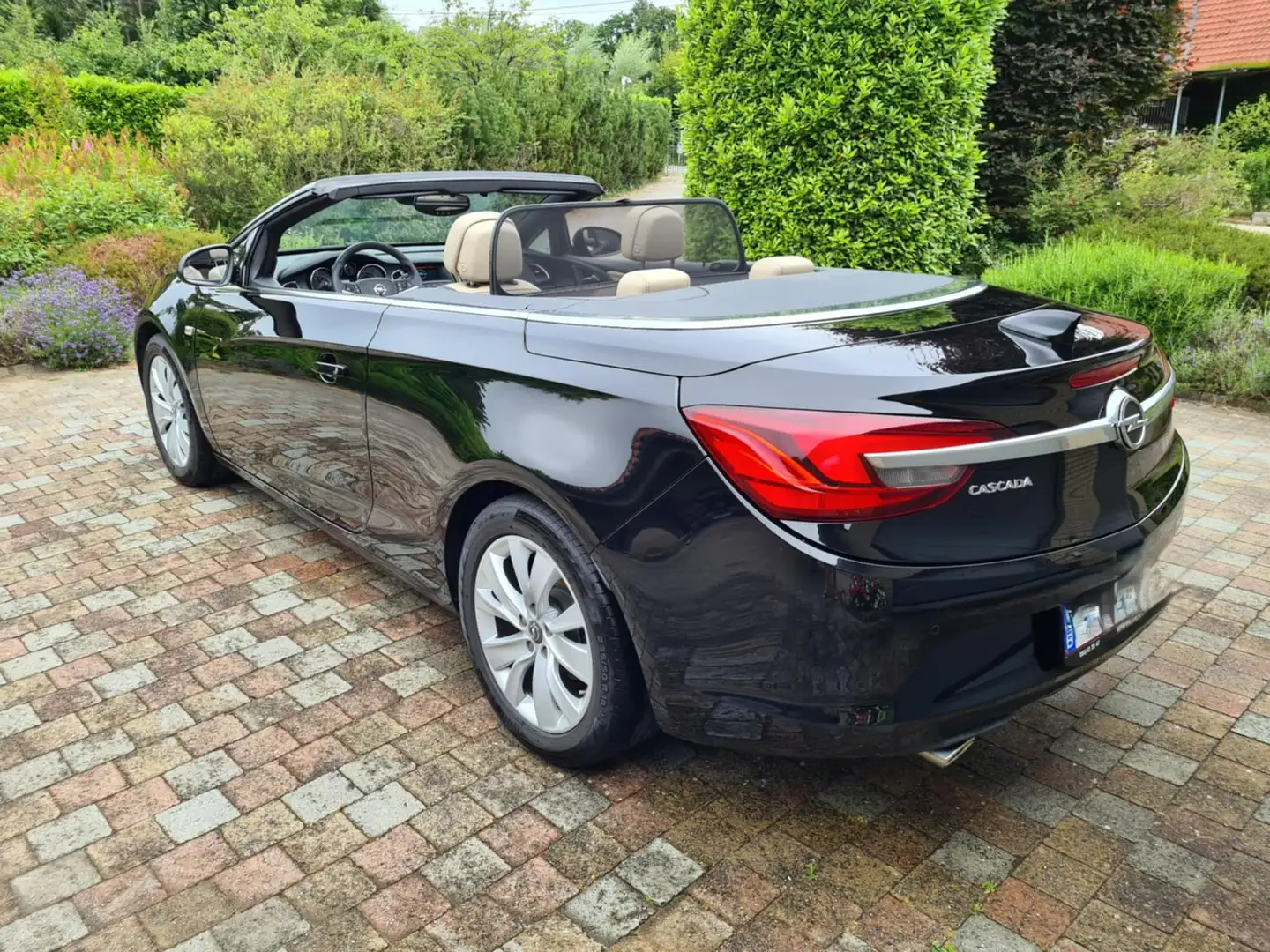 Opel Cascada Cascada 1.4 Turbo ecoFLEX Start/Stop Active Zwart - 2